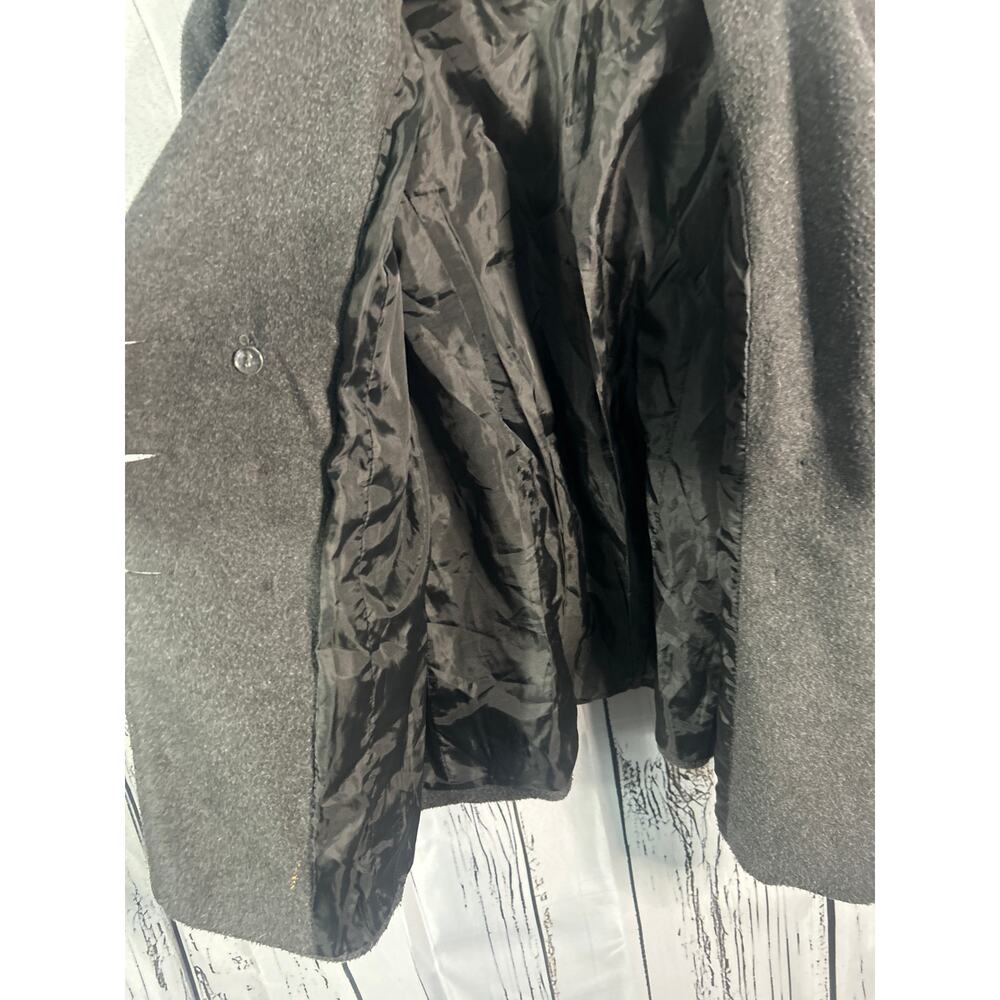 Jacket - Picture 3 of 6